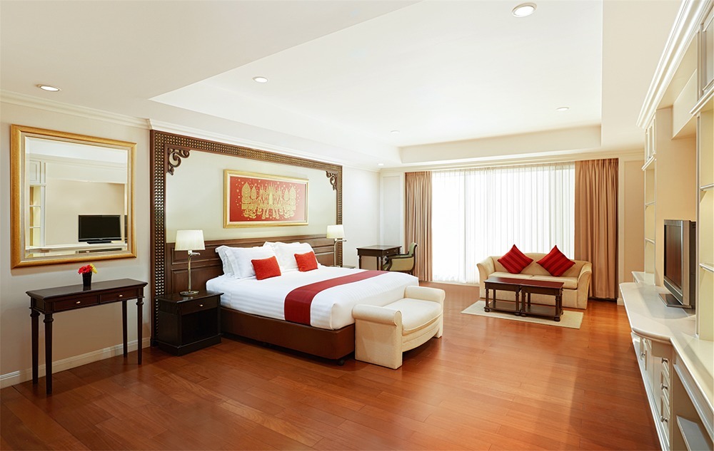 One Bedroom Grand Suite